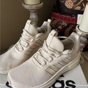 Adidas Women's Cream Sneakers